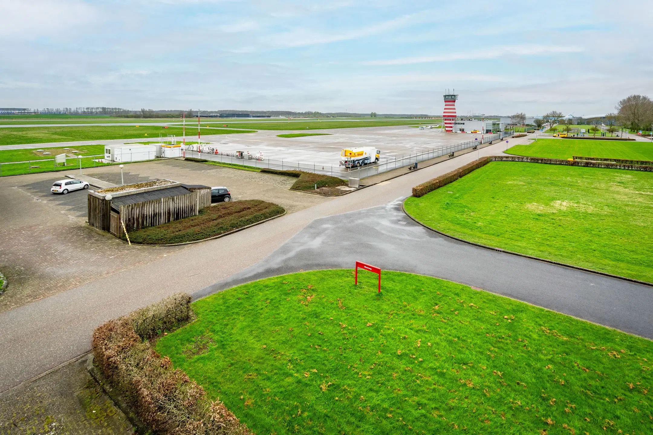 Lelystad, Emoeweg 1