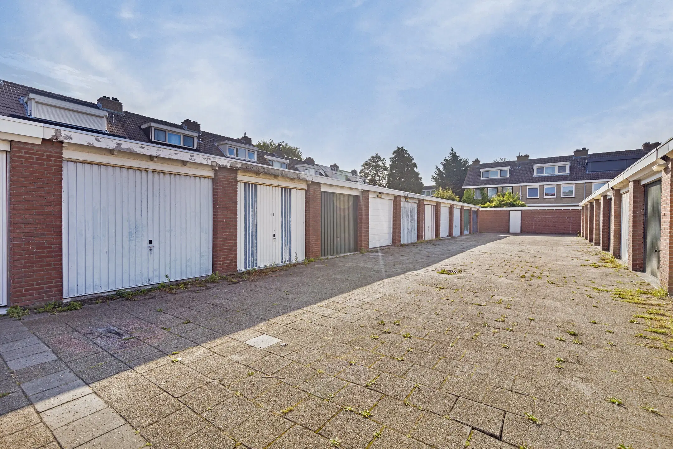 Maassluis, Dennendal 94 (garage)