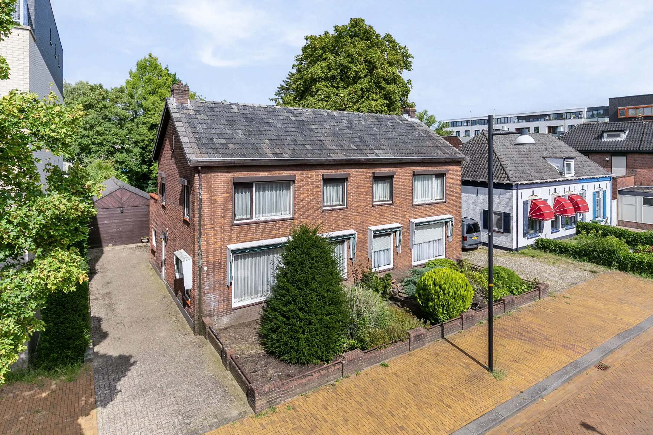 Doetinchem, Dr. Huber Noodtstraat 55 en 57