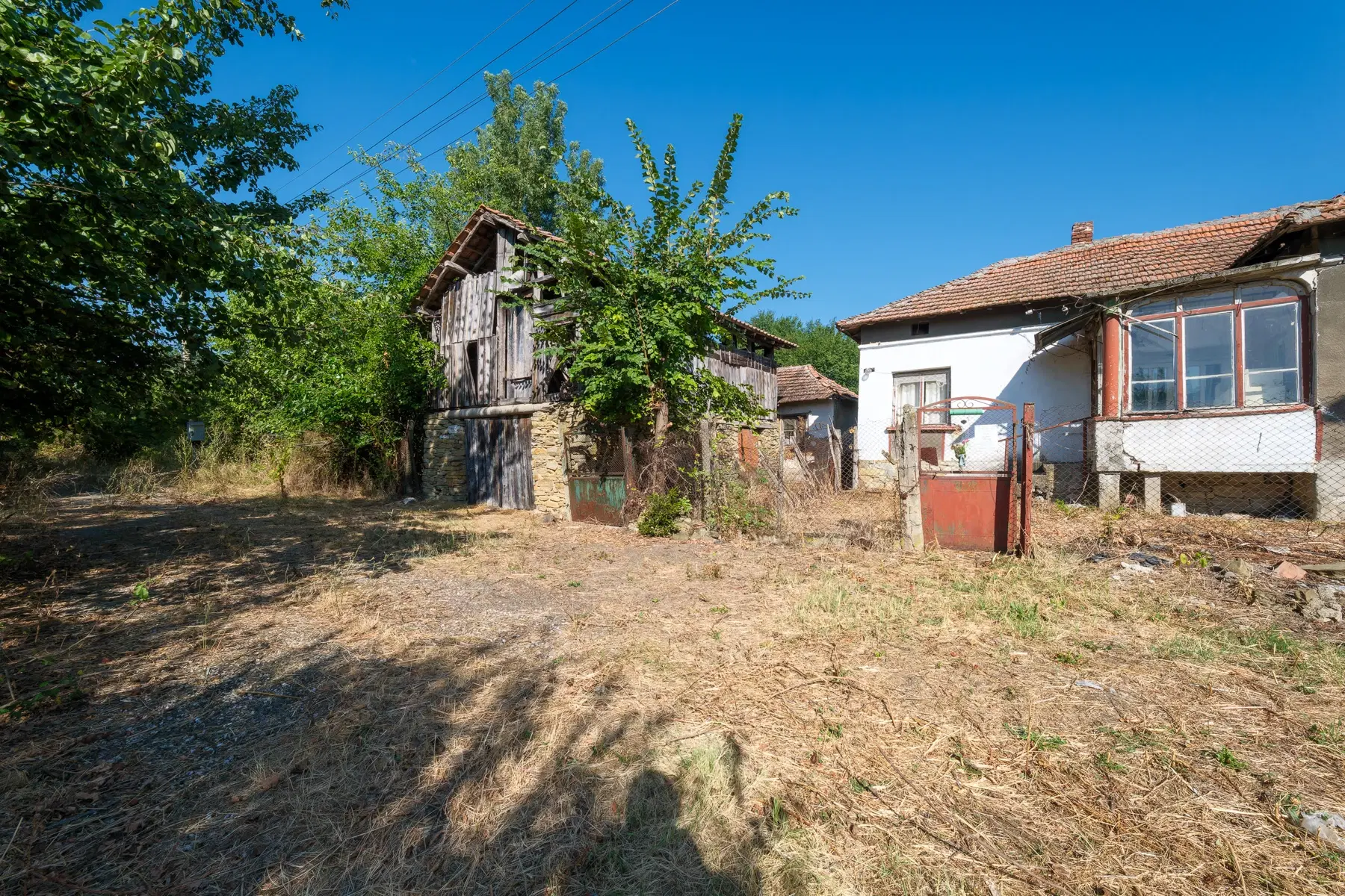 771 m² grond, huis & bijgebouw - Izvor Mahala, Vidin - Bulgarije