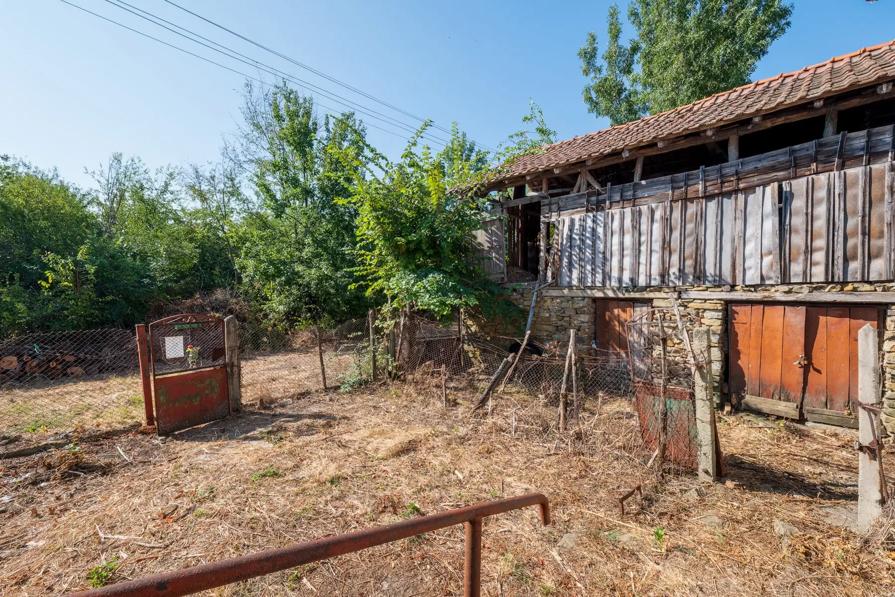 771 m² grond, huis & bijgebouw - Izvor Mahala, Vidin - Bulgarije