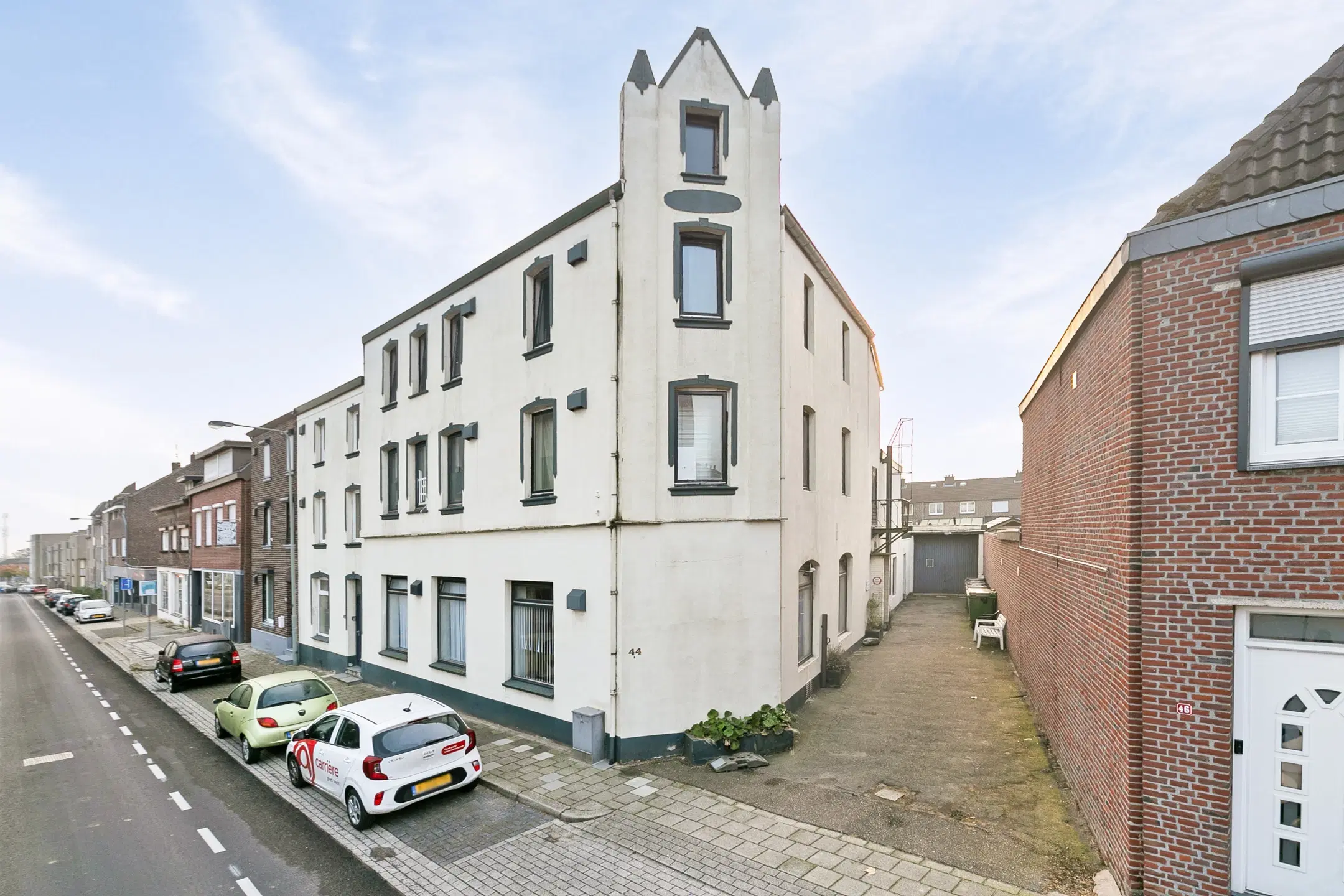 Landgraaf, Hoogstraat 44 A-H