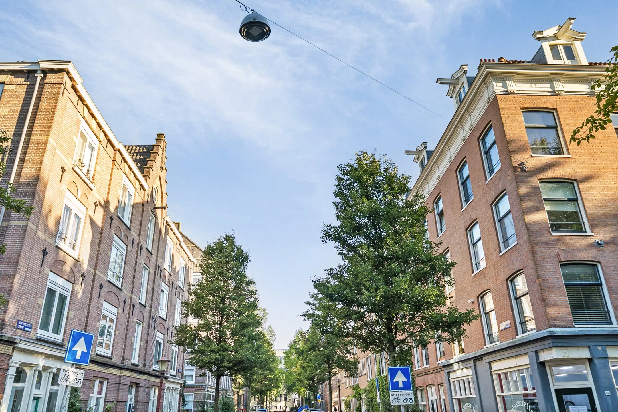 Amsterdam, Van Linschotenstraat 51