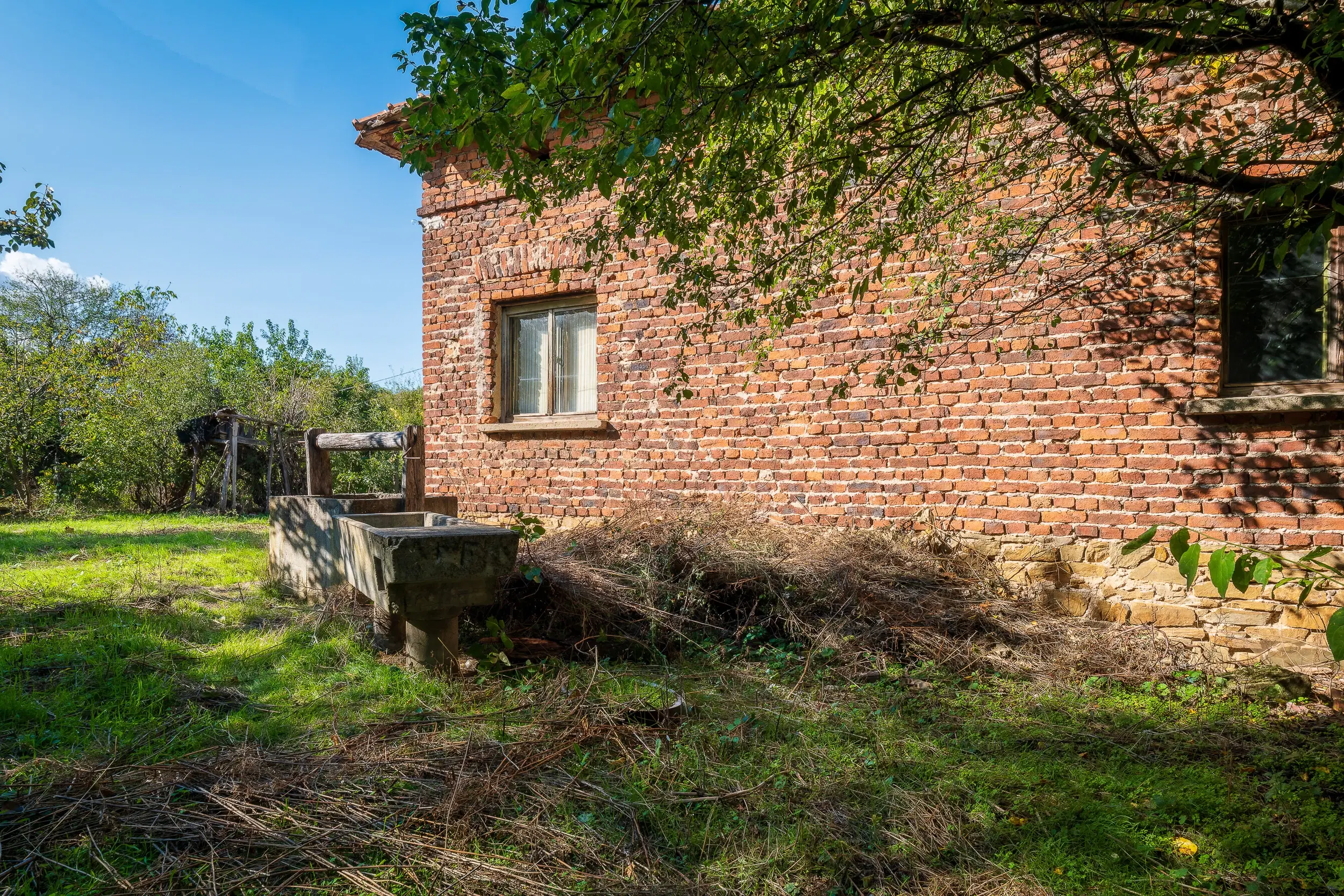 1.000 m² grond + stenen en bakstenen huis - Kireevo - Bulgarije