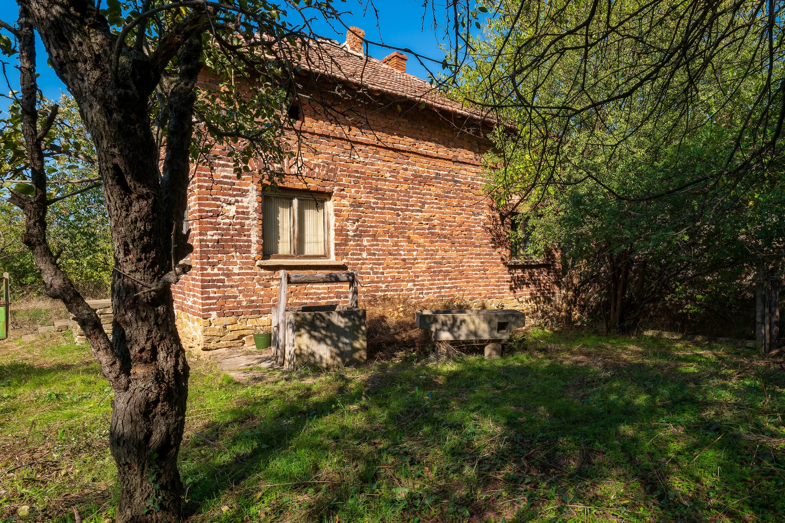 1.000 m² grond + stenen en bakstenen huis - Kireevo - Bulgarije