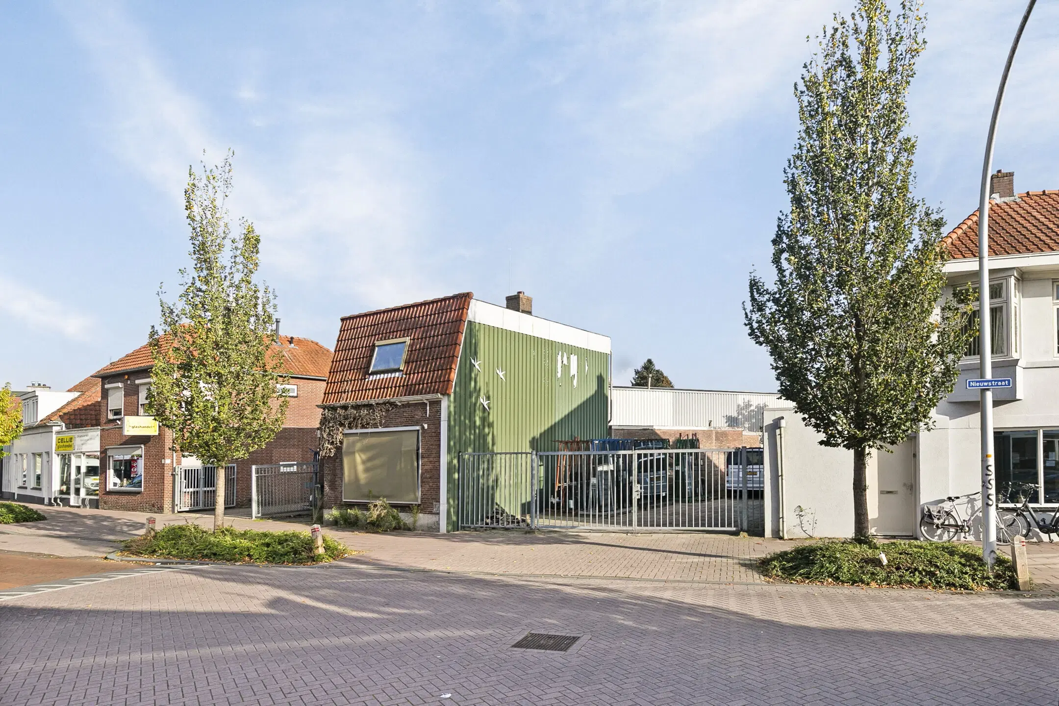 Almelo, Nieuwstraat 154