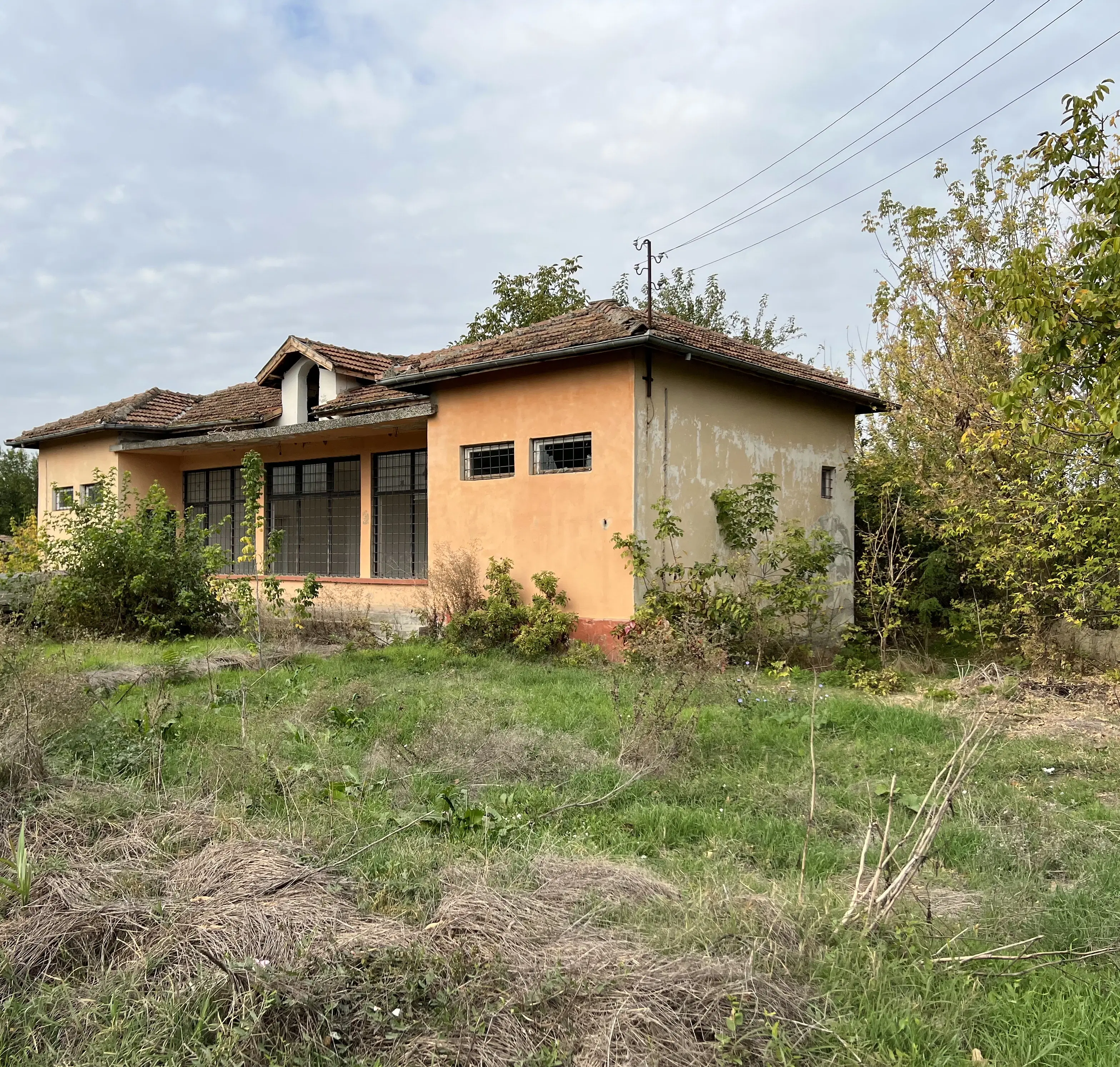 Voormalige dorpscoöperatiewinkel met 540 m² grond in Ovcha Mogila, Veliko Tarnovo - Bulgarije