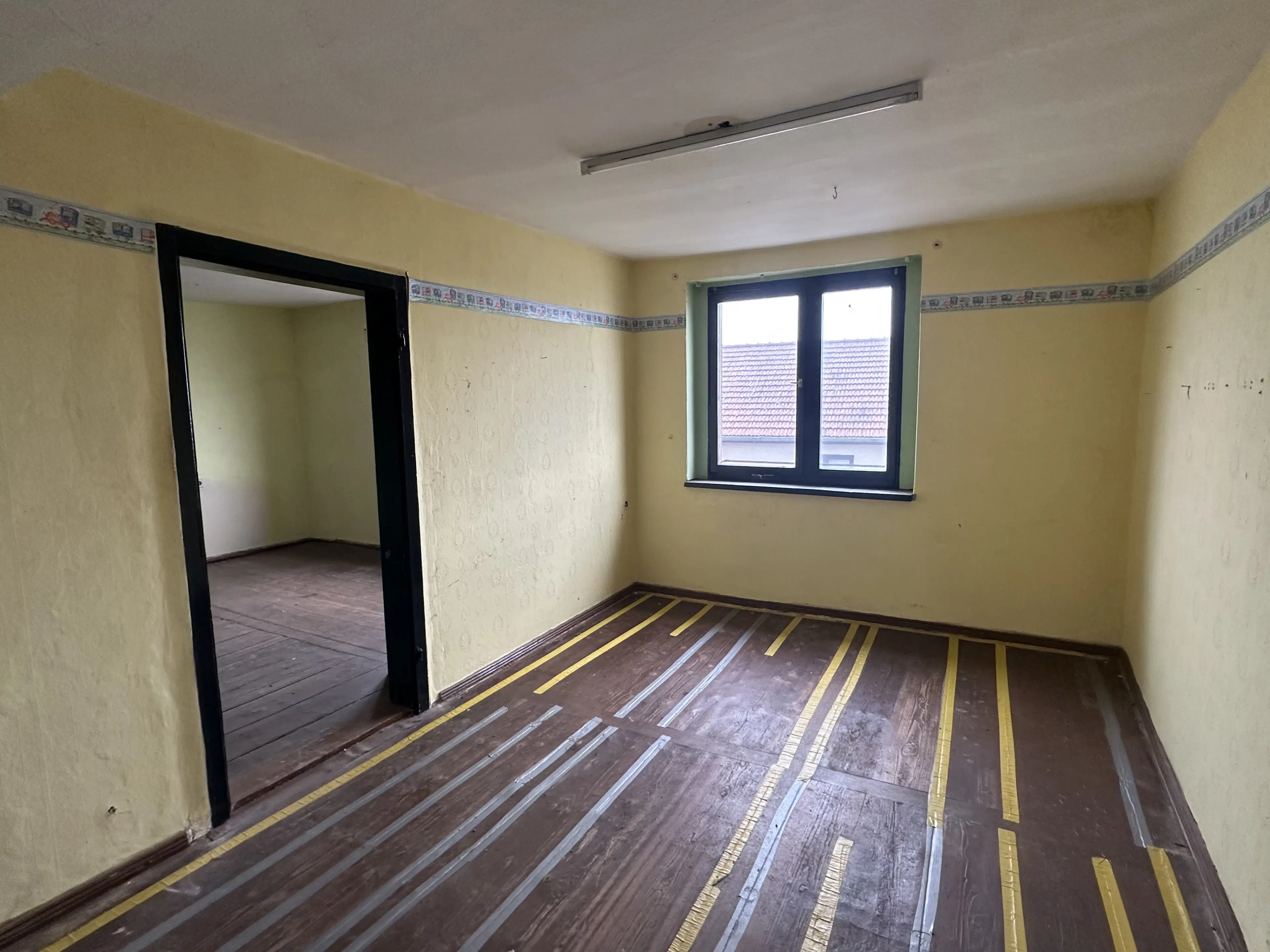 Beleggingsobject 10 appartementen + garageboxen in Roßleben-Wiehe OT Roßleben - Duitsland