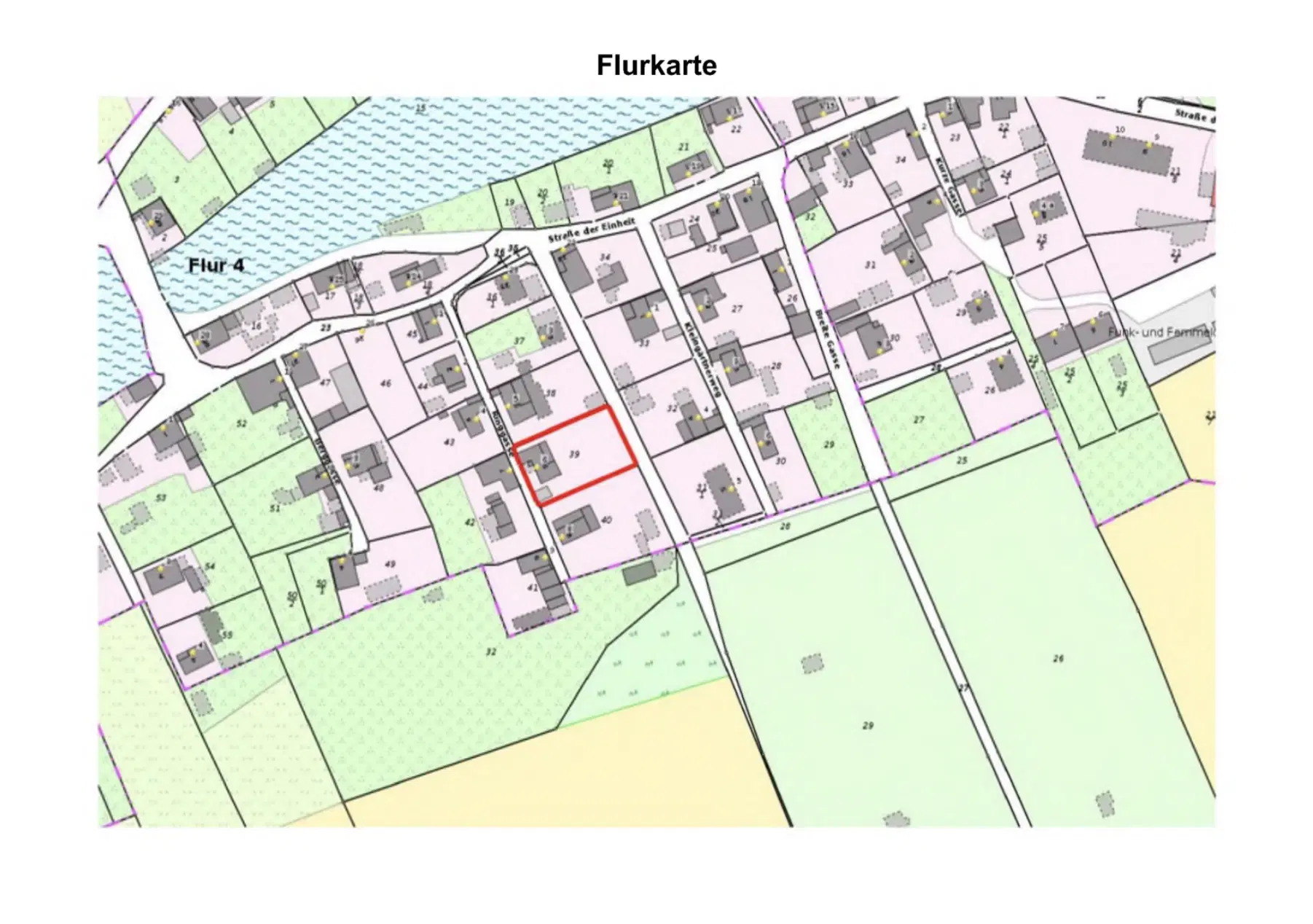 Gerenoveerd vakwerkhuis met ruime tuin en bijgebouwen op perceel van 821 m2 in Dobitschen - Duitsland