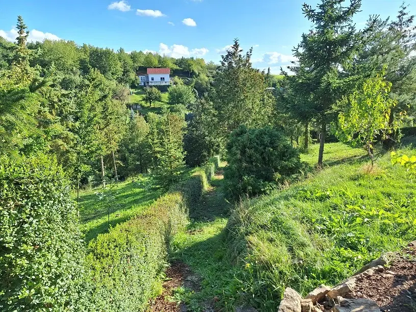 Tuinkavel met piepklein huisje in Sangerhausen - Duitsland