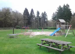 5 percelen grond gelegen op Resort De Moraine te Spier