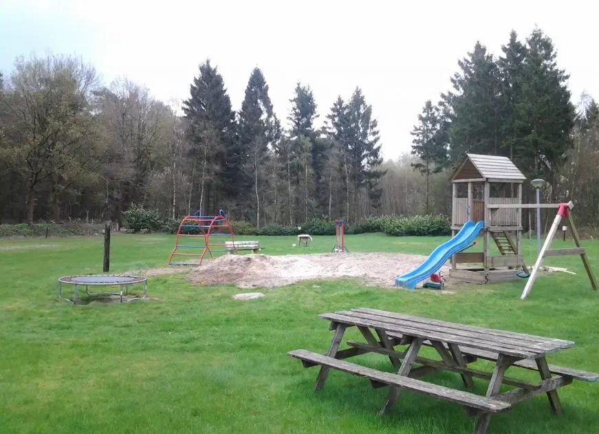 5 percelen grond gelegen op Resort De Moraine te Spier