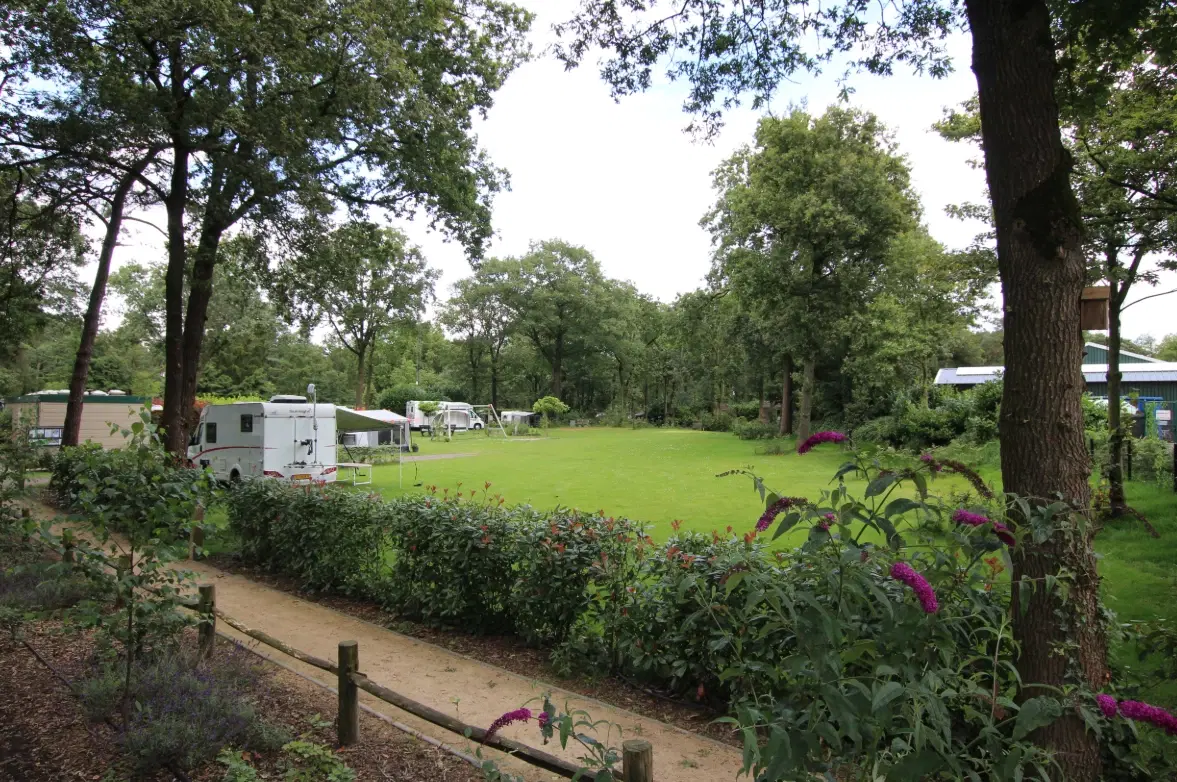 13 percelen grond gelegen op Resort De Heimolen te Baarle-Nassau