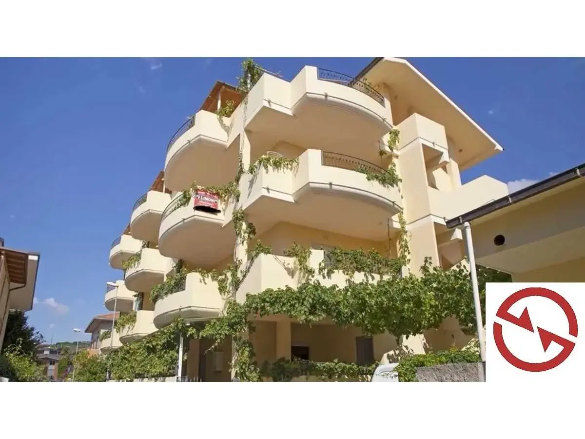 Een kavel van 10 appartementen in het kustgebied in Tortoreto Lido (TE) - Italië