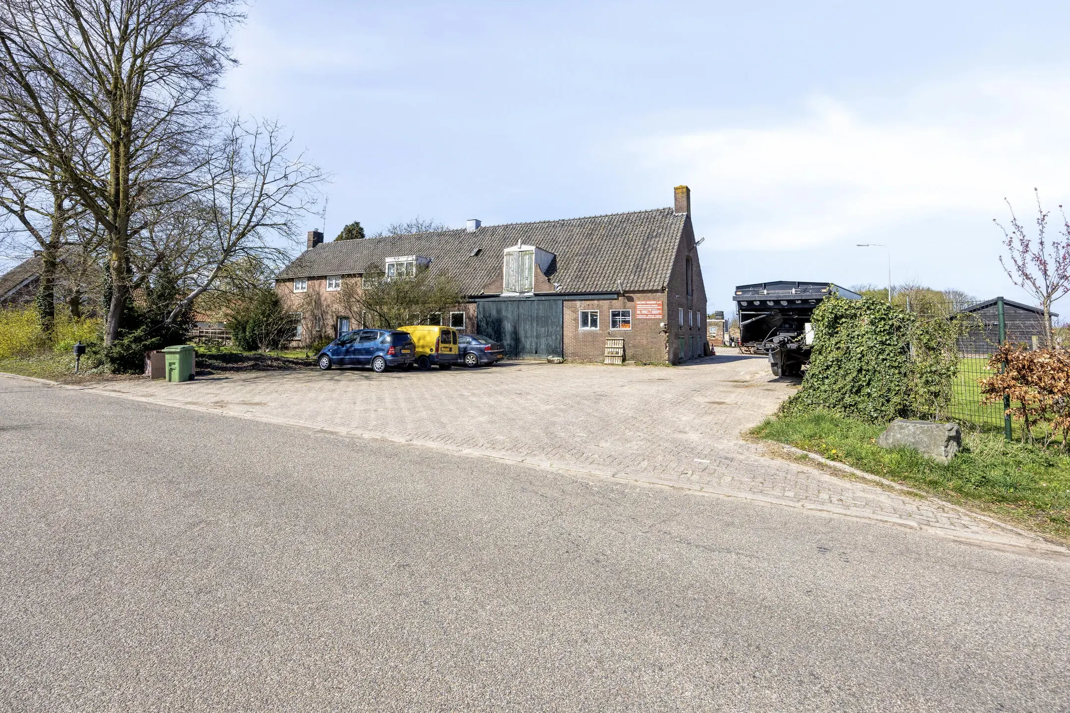 Angeren, Paddepoel 4 en 4a