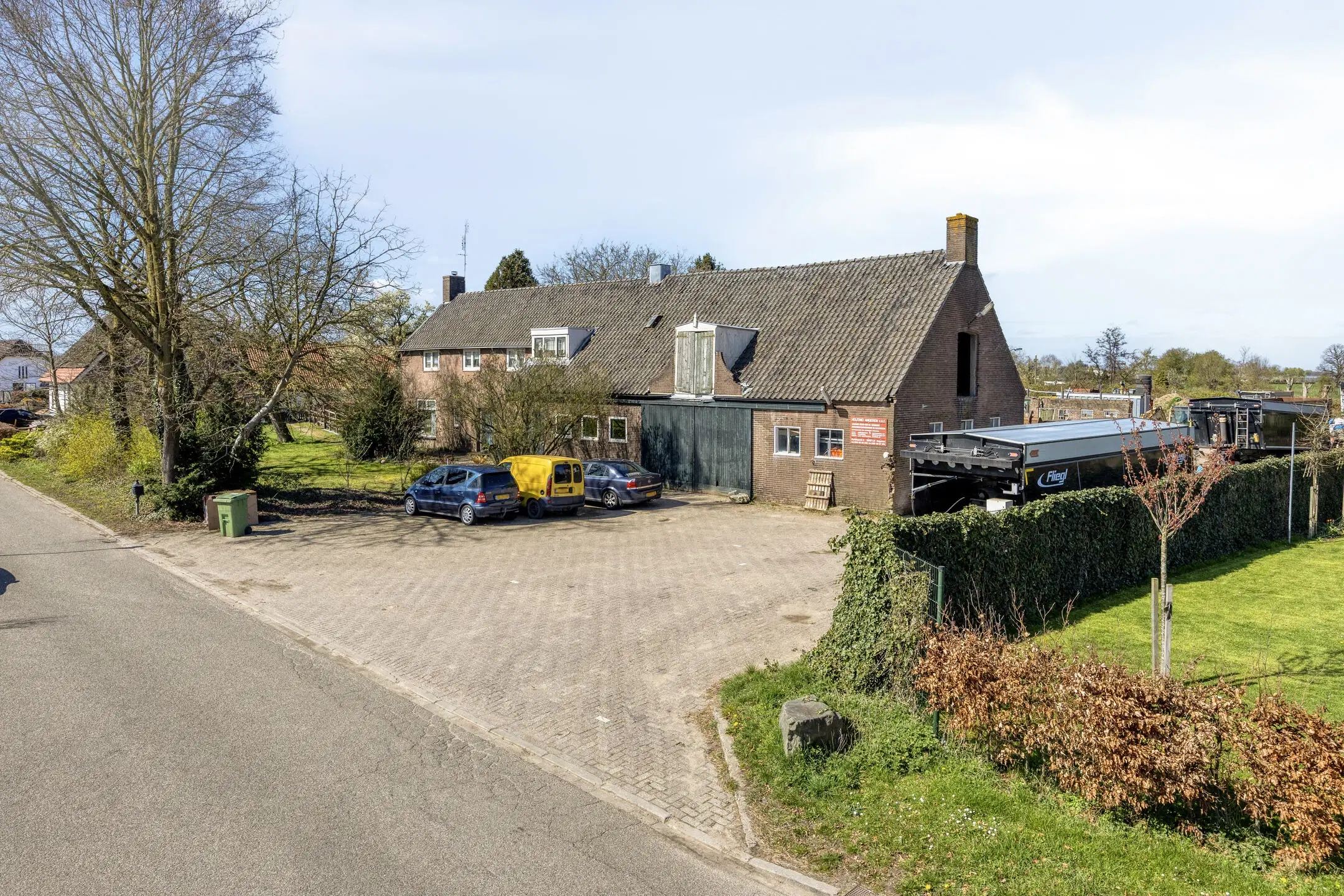 Angeren, Paddepoel 4 en 4a