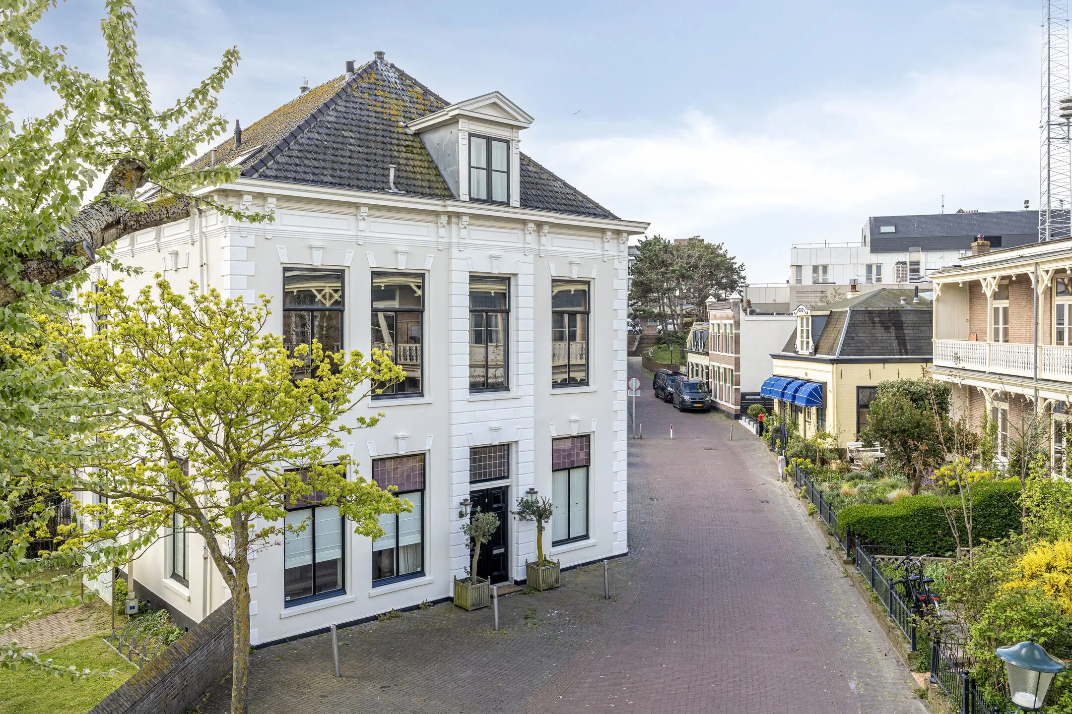 Zandvoort, Poststraat 3 D