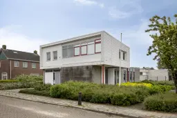 Lutten, Lijsterbesstraat 1