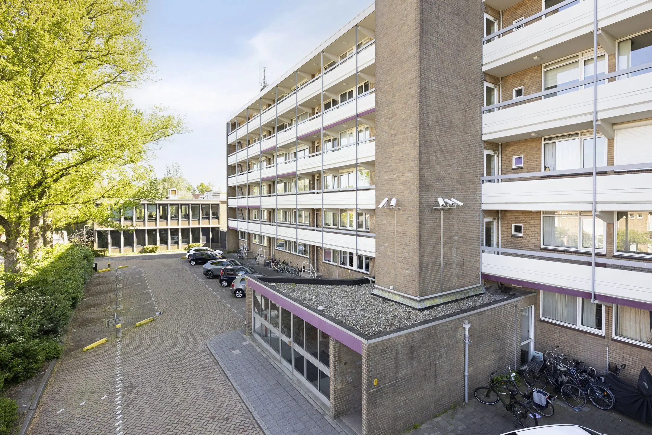 Amstelveen, Mr. F.A. van Hallweg 112