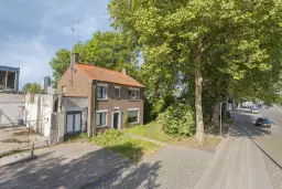 Herontwikkelingslocatie | Deventer, Industrieweg 14 - 22