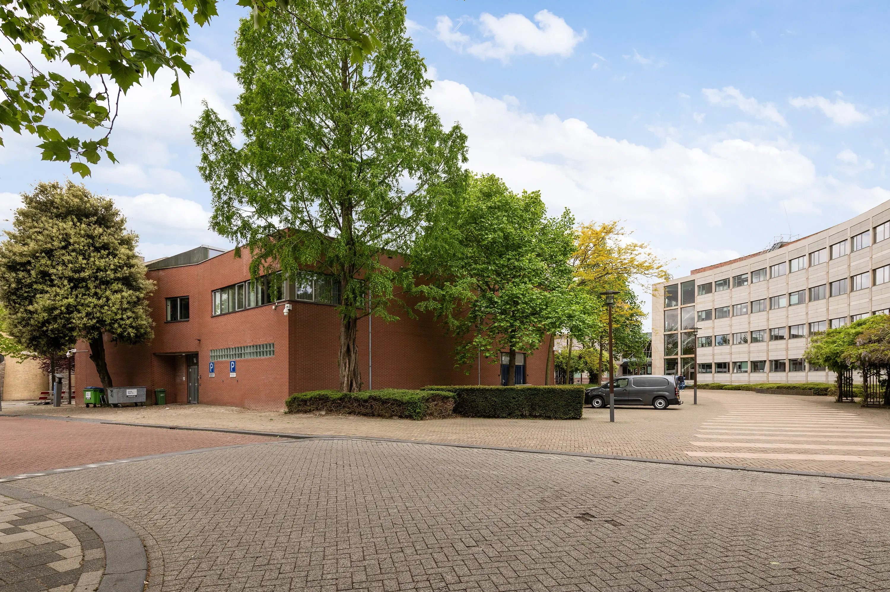 Diemen, D.J. den Hartoglaan 5