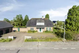 Lekkerkerk, Randweg 2