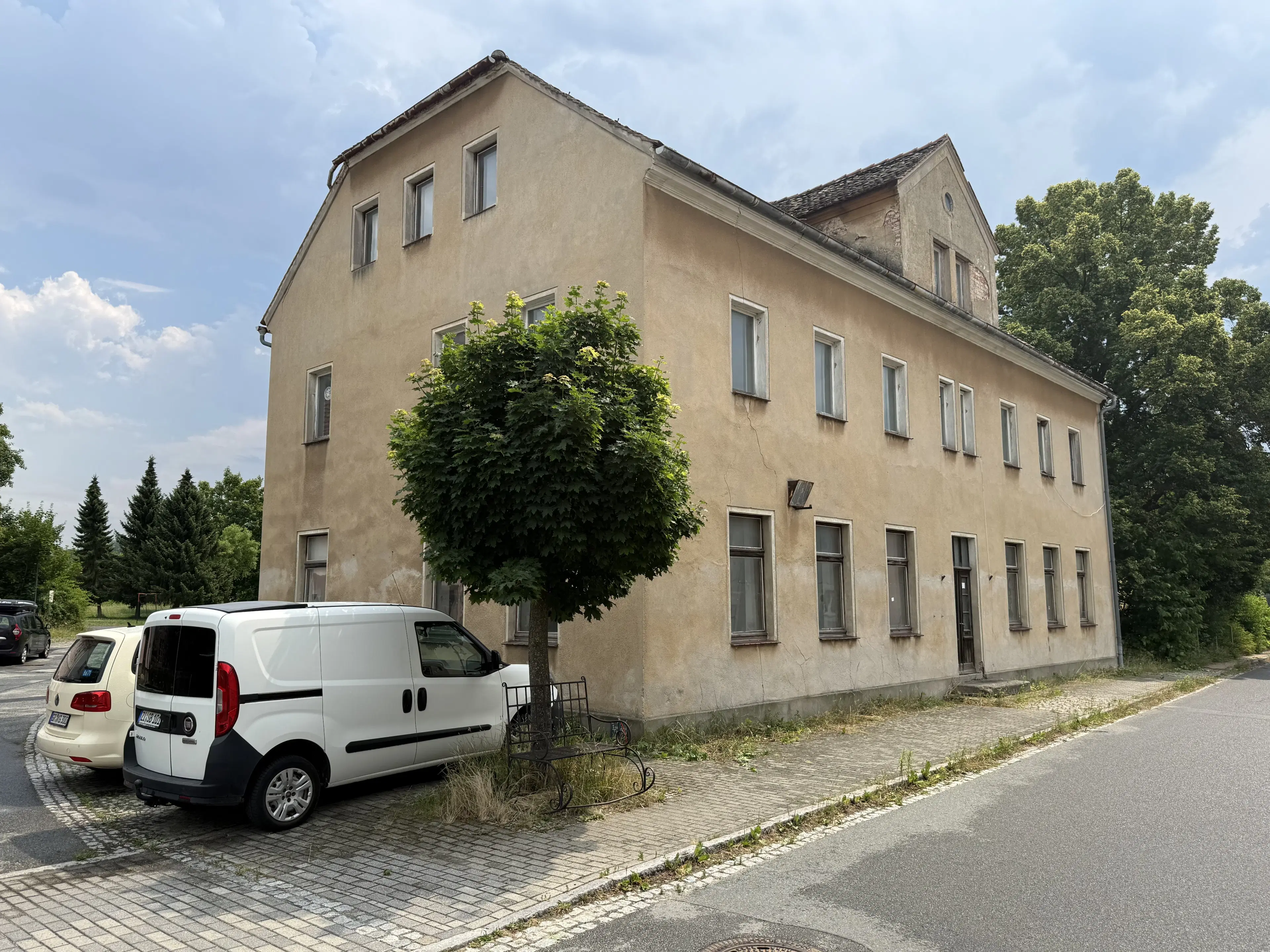 Woon- en werkhuis op perceel van 540 m² nabij Görlitz - Duitsland