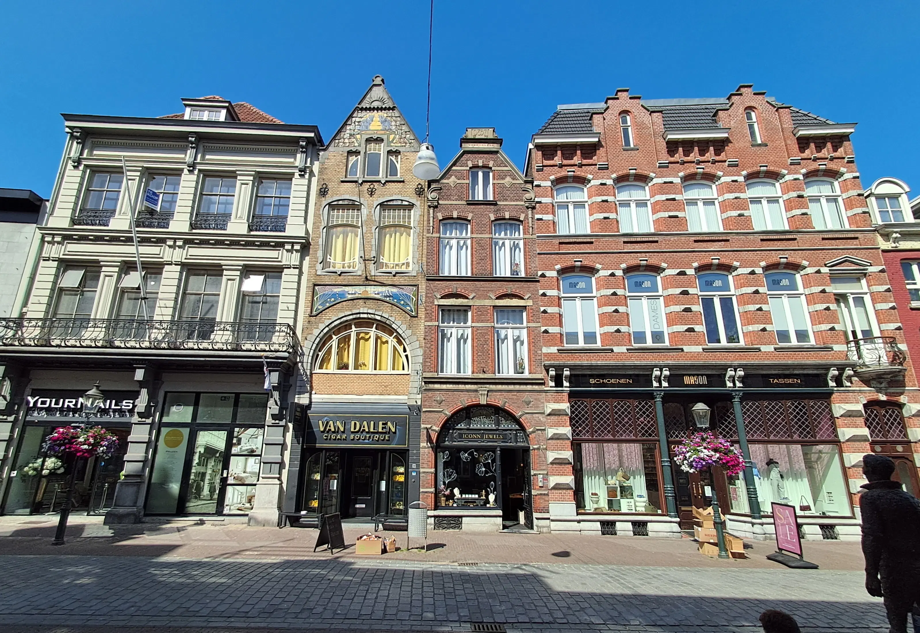Combinatie: Roermond, Neerstraat 36 en 36 A