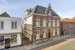 Waalwijk, Grotestraat 268