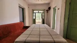 Huis en 790 m² grond en bijgebouwen in Kireevo - Bulgarije