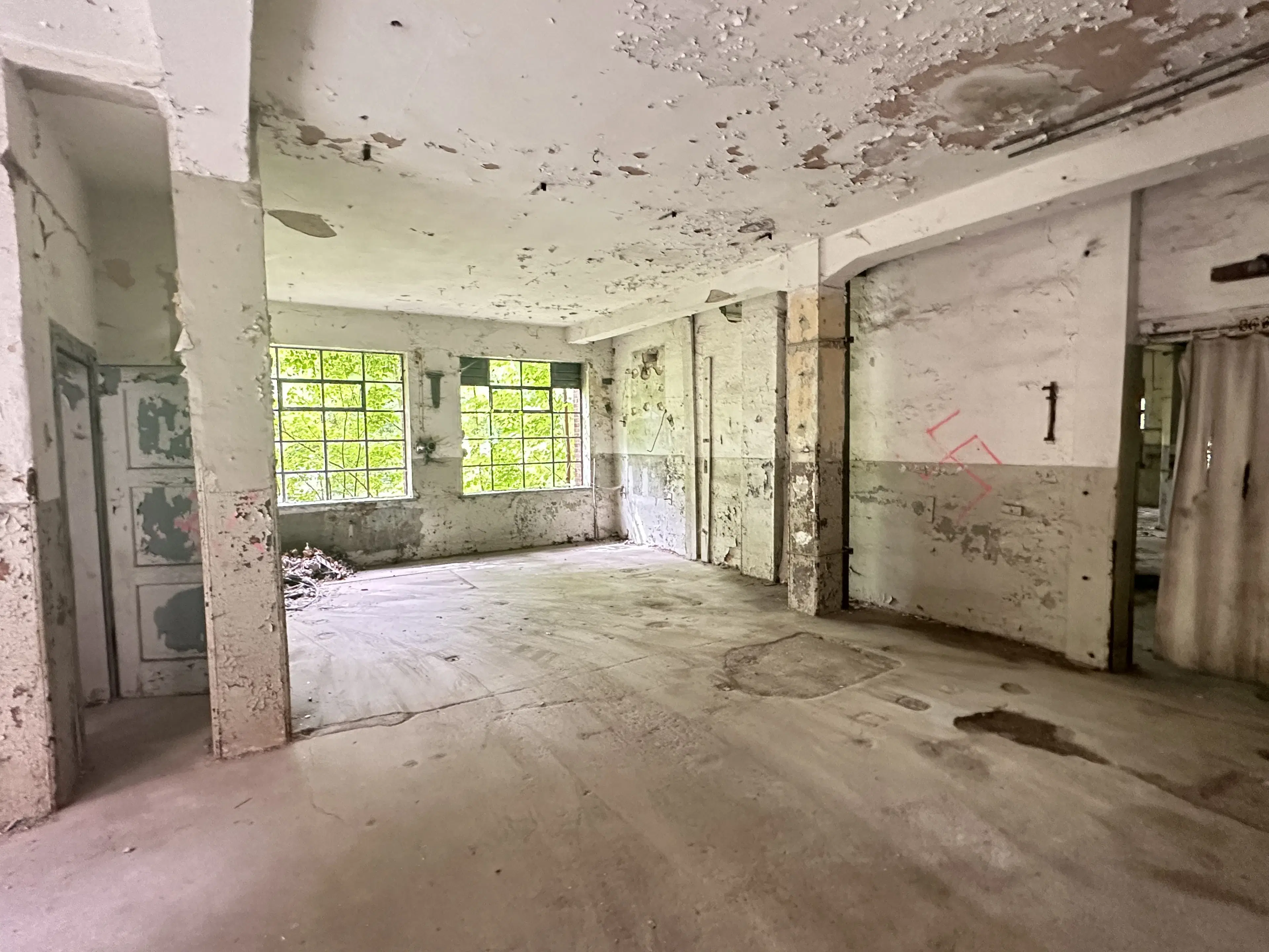 Herontwikkelingskans: voormalige textielfabriek van 1.163 m² in Schlotheim, nabij Mühlhausen - Duitsland