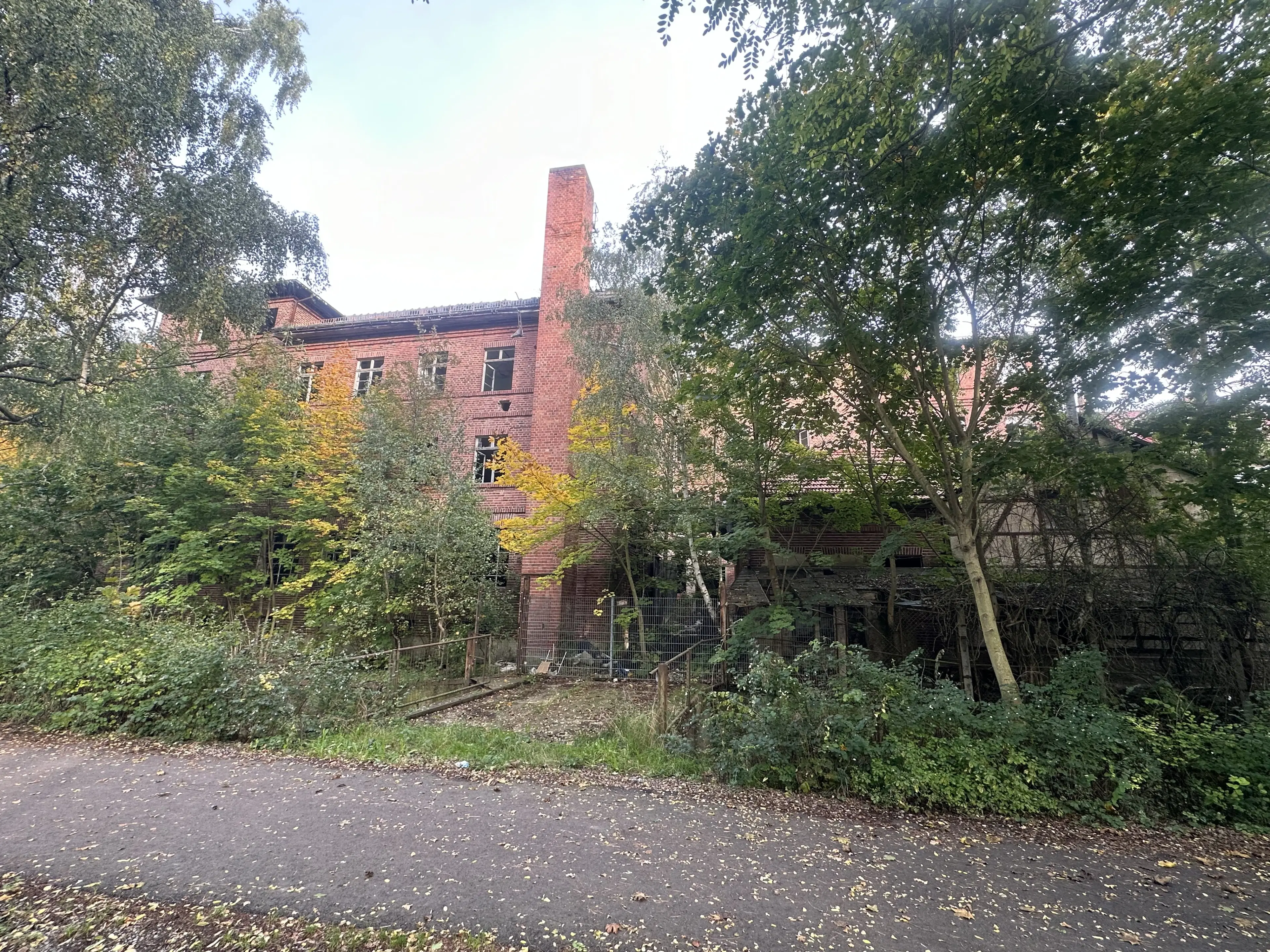 Herontwikkelingskans: voormalige textielfabriek van 1.163 m² in Schlotheim, nabij Mühlhausen - Duitsland