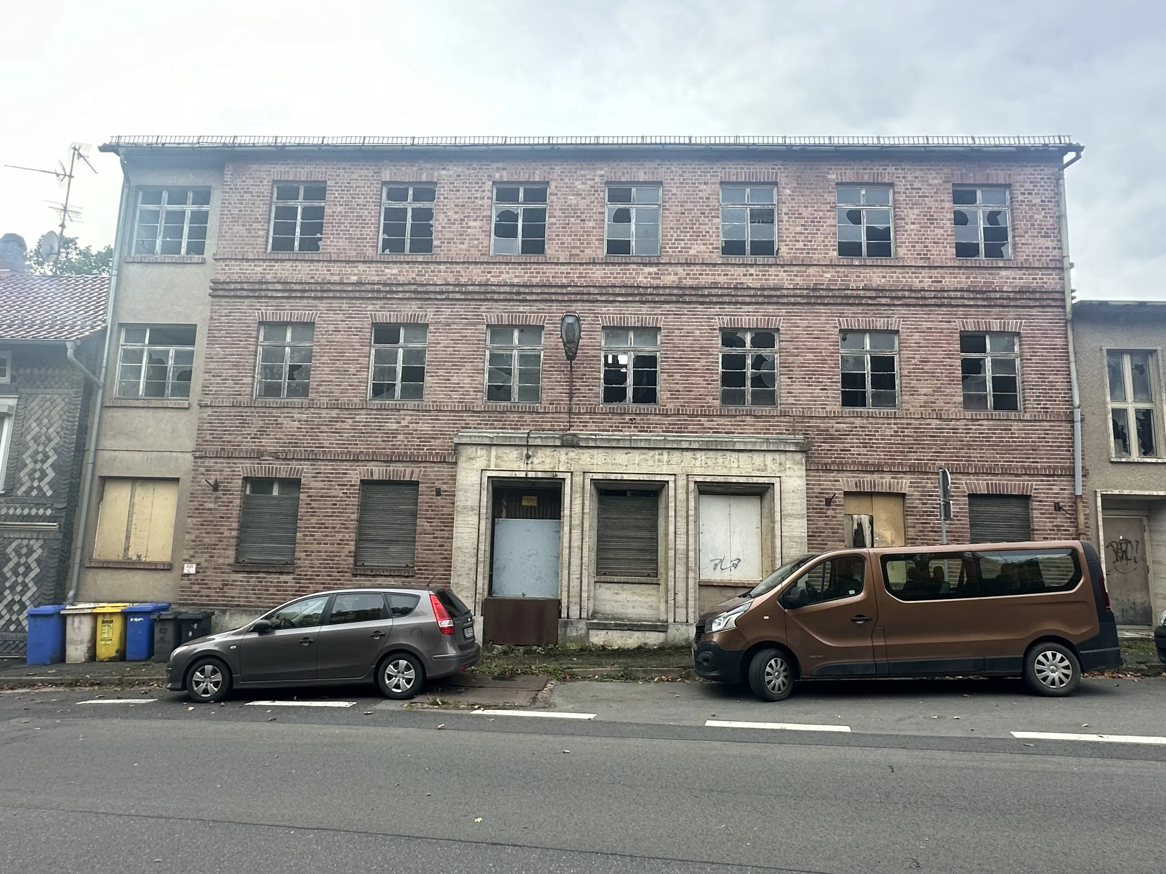 Herontwikkelingskans: voormalige textielfabriek van 1.163 m² in Schlotheim, nabij Mühlhausen - Duitsland
