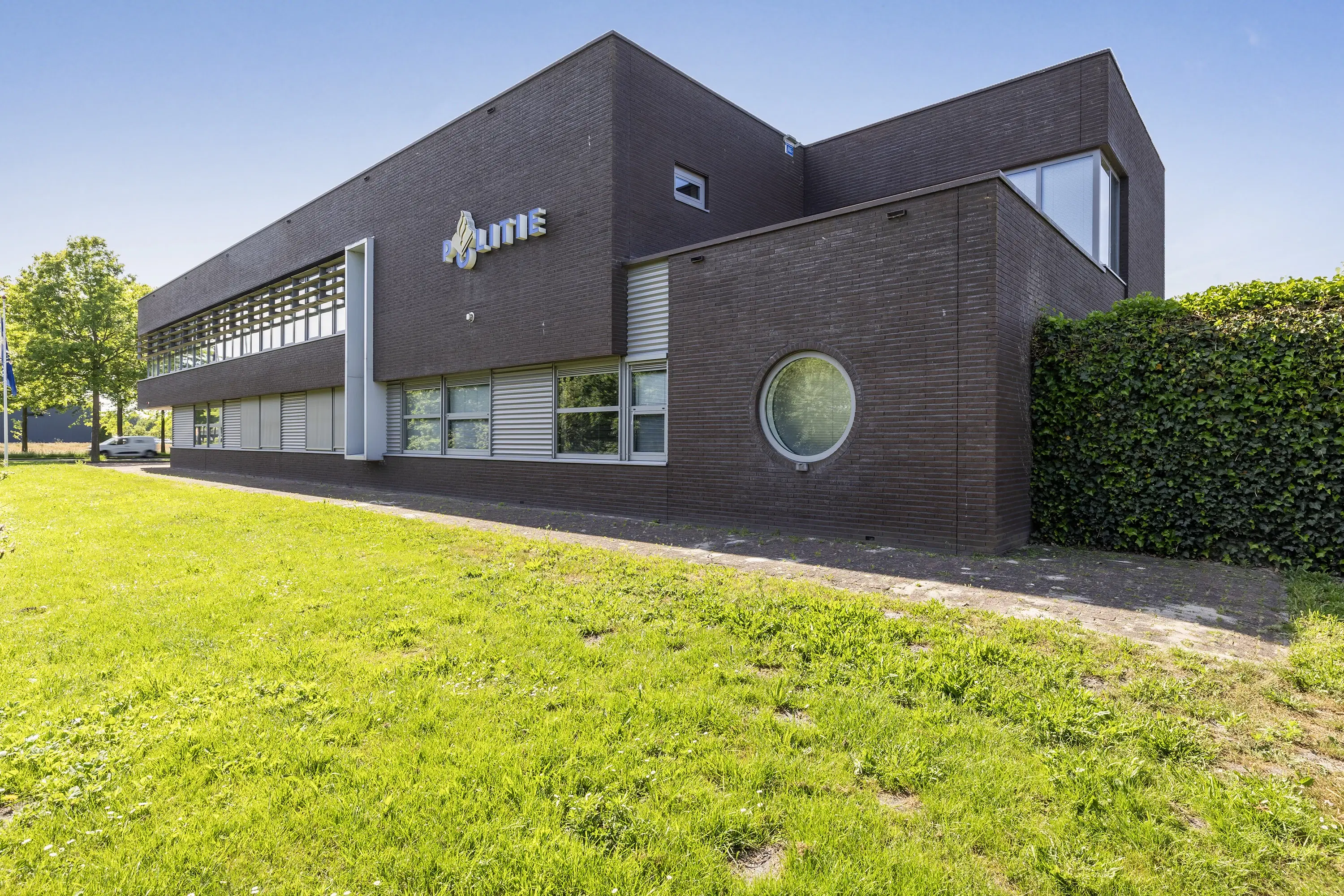 Wolvega, Grote Weegbree 2