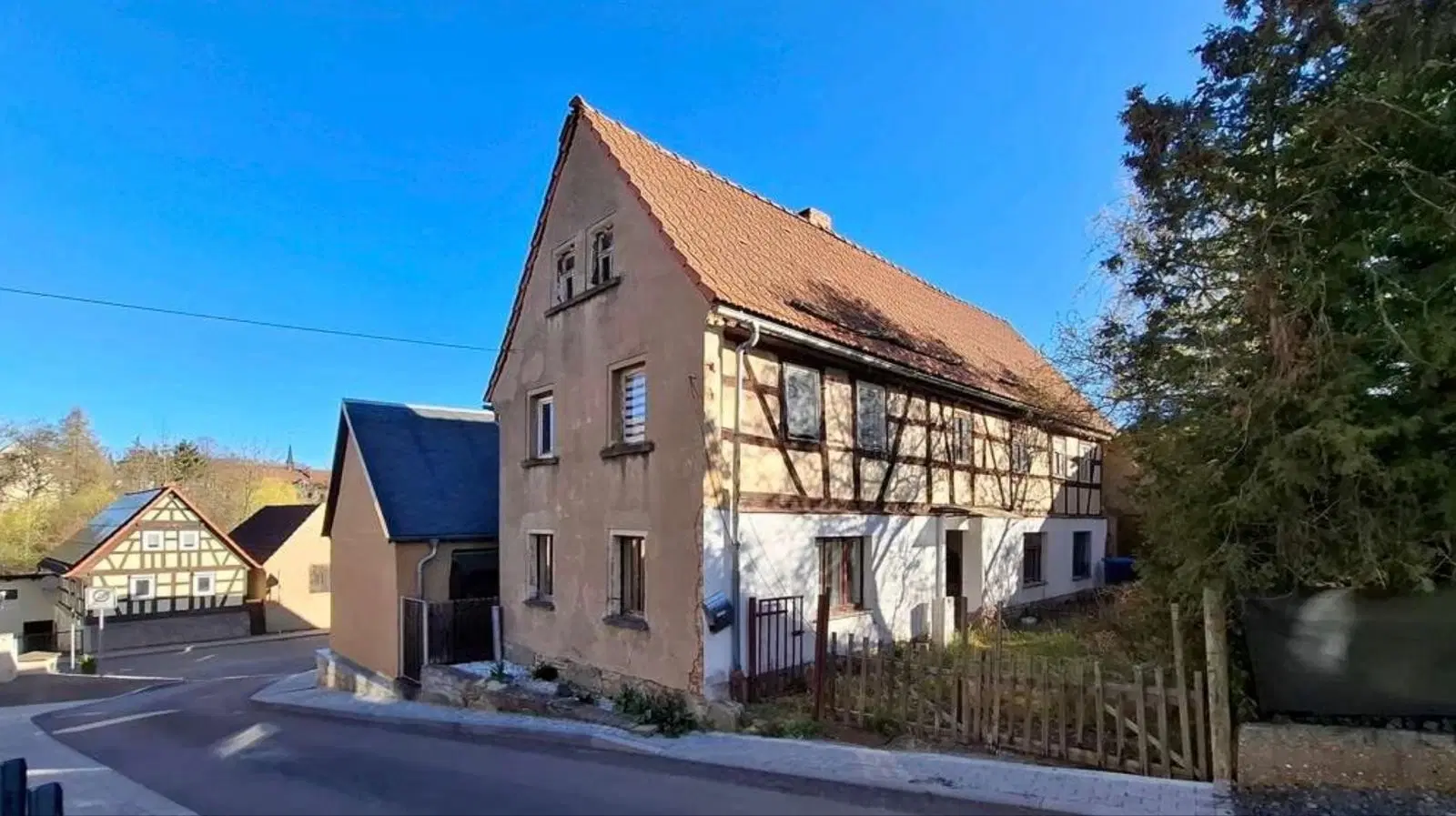 Vakwerkhuis op 431 m² eigendomsperceel in Kayna, Zeitz, nabij Leipzig - Duitsland