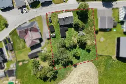 Tweegezinswoning op een ruim perceel van ongeveer 1.578 m² in Kühnhaide - Duitsland