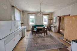 Tweegezinswoning op een ruim perceel van ongeveer 1.578 m² in Kühnhaide - Duitsland