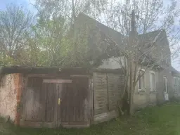 Vrijstaand landhuis met schuur op ruime kavel van ca. 1.090 m² in Rohndorf (Südliches Anhalt) Halle-Leipzig- Flughafen - Duitsland