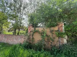 Vrijstaand landhuis met schuur op ruime kavel van ca. 1.090 m² in Rohndorf (Südliches Anhalt) Halle-Leipzig- Flughafen - Duitsland
