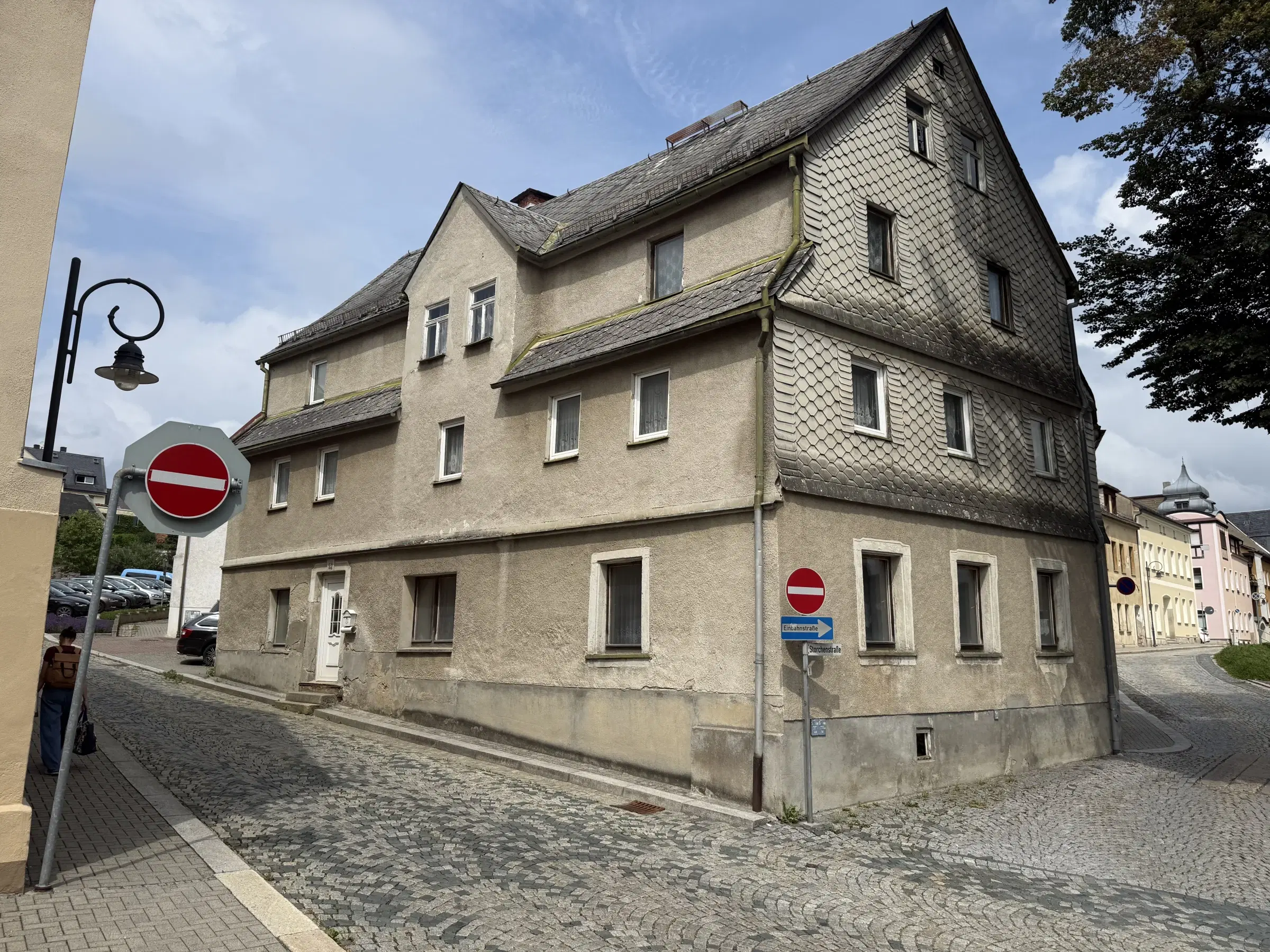 Stadsvilla met garage op perceel van 1.173 m² in Adorf, nabij Hof - Duitsland