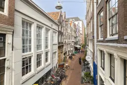 Amsterdam, Voetboogstraat 20 1 en 20 H