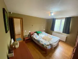 Degelijk gebouwd huis (2008) op 3.928 m² perceel in Valea Calugareasca, Judetul Prahova - Roemenië