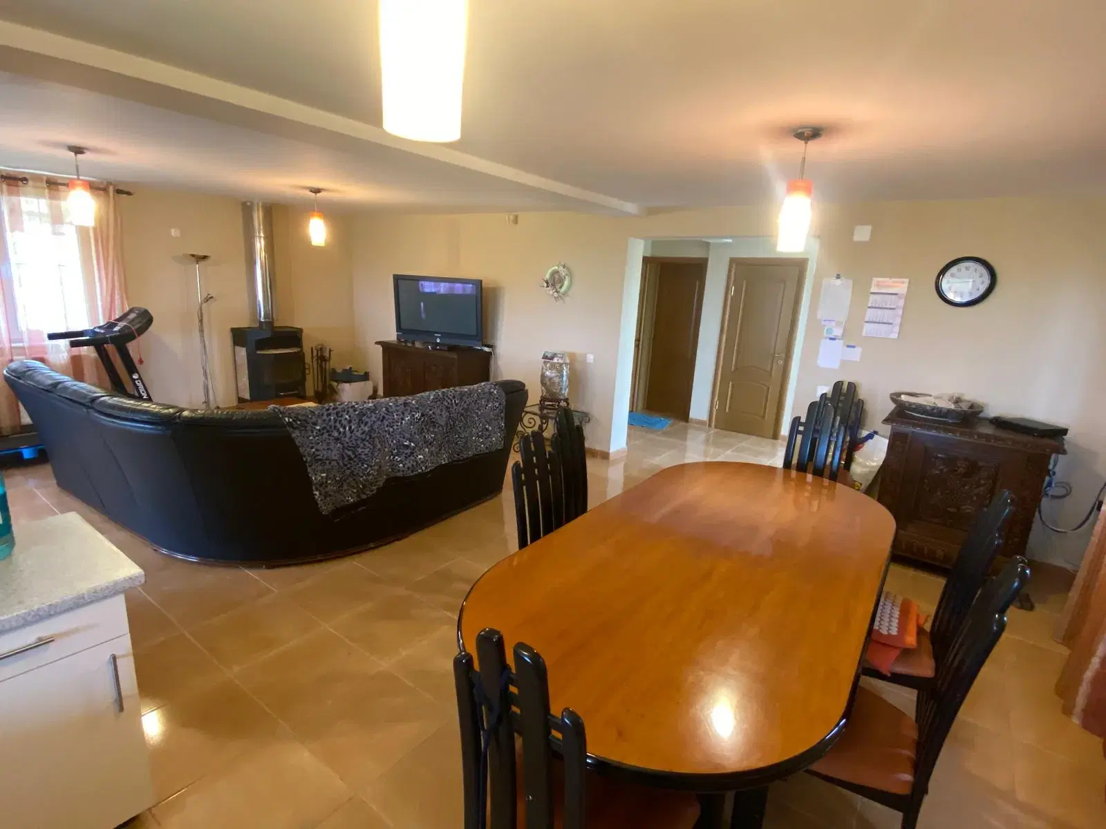 Degelijk gebouwd huis (2008) op 3.928 m² perceel in Valea Calugareasca, Judetul Prahova - Roemenië