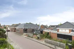 Warffum, Torenweg 2