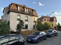 6 woningen met bijgebouw naast stadscentrum Werdau - Duitsland