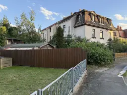 6 woningen met bijgebouw naast stadscentrum Werdau - Duitsland