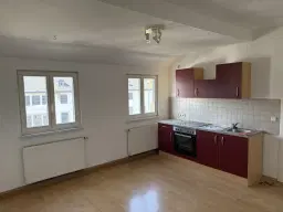 Appartementencomplex 7 woningen (1 verhuurd, huur stroom: 7.086,60,-) nabij Marktplein van Annaberg-Buchholz - Duitsland