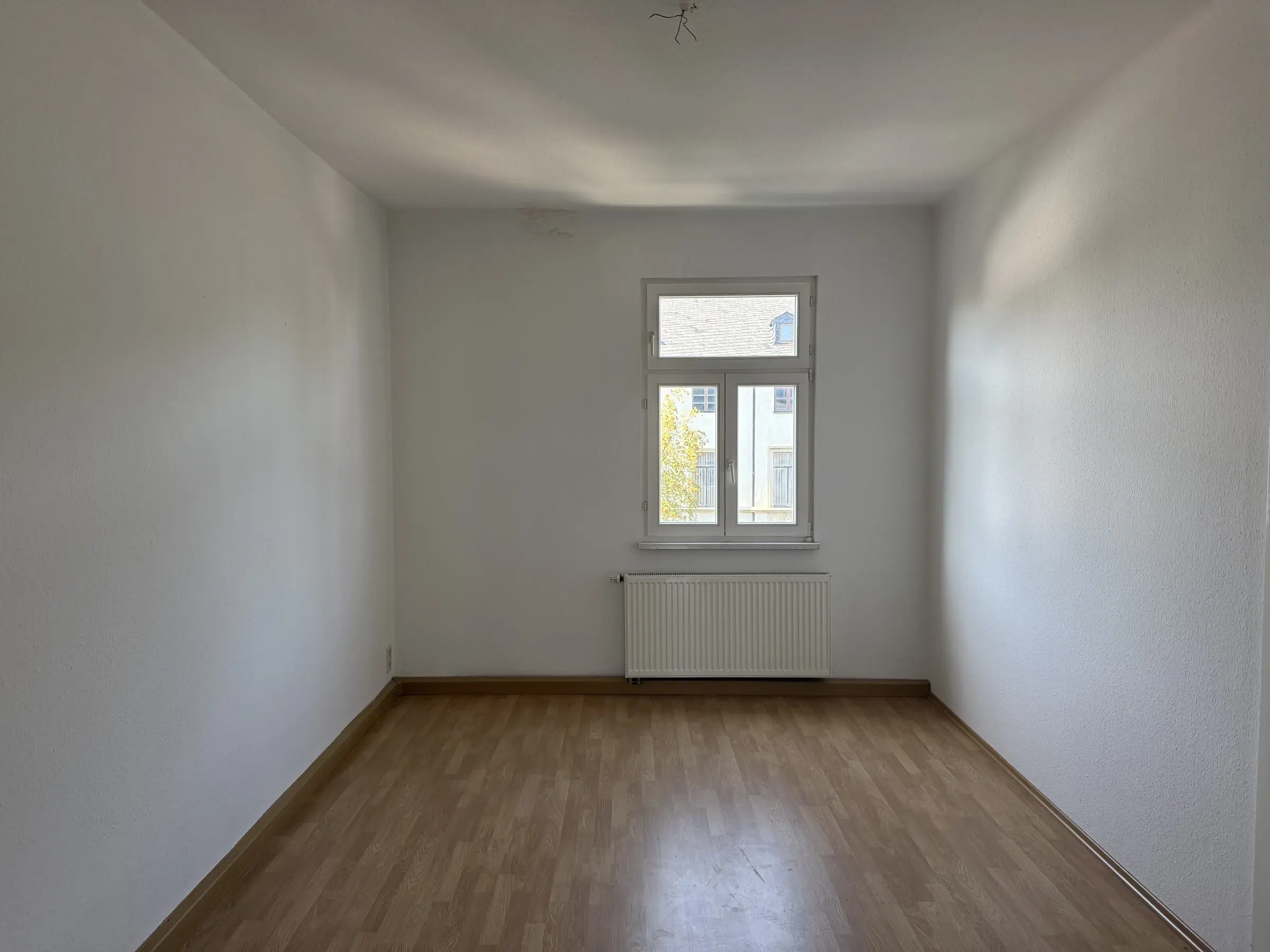 Appartementencomplex 7 woningen (1 verhuurd, huur stroom: 7.086,60,-) nabij Marktplein van Annaberg-Buchholz - Duitsland