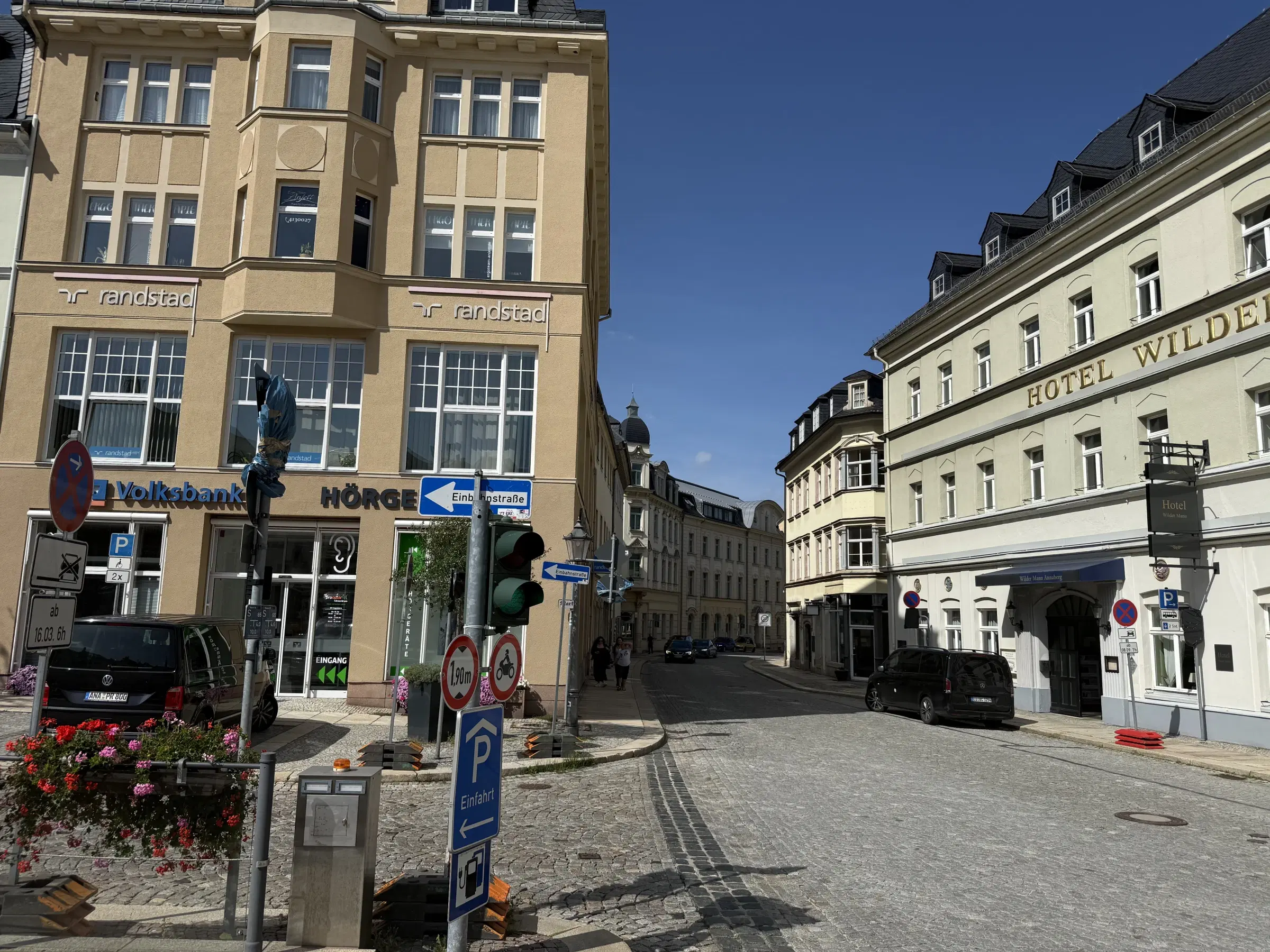 Appartementencomplex 7 woningen (1 verhuurd, huur stroom: 7.086,60,-) nabij Marktplein van Annaberg-Buchholz - Duitsland
