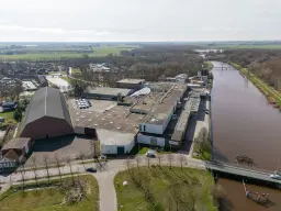 Voormalige kartonfabriek De Dollard te Bad Nieuweschans